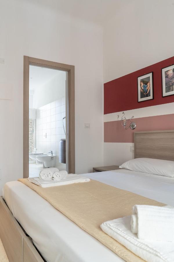 Le Stanze Dei Poeti E Del Vino Hotel ลาสเปเซีย ภายนอก รูปภาพ