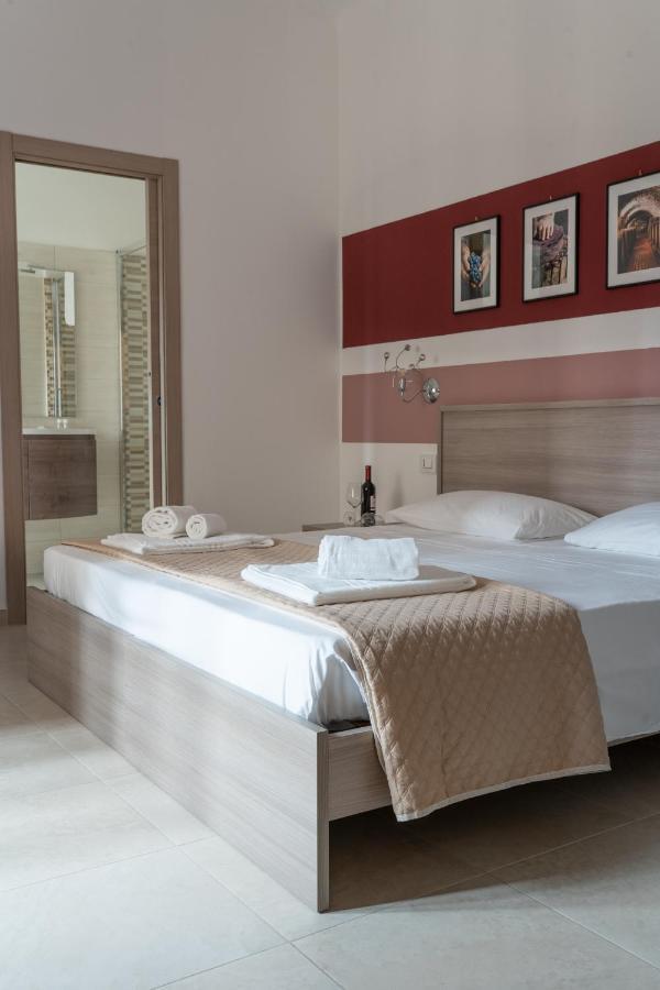 Le Stanze Dei Poeti E Del Vino Hotel ลาสเปเซีย ภายนอก รูปภาพ
