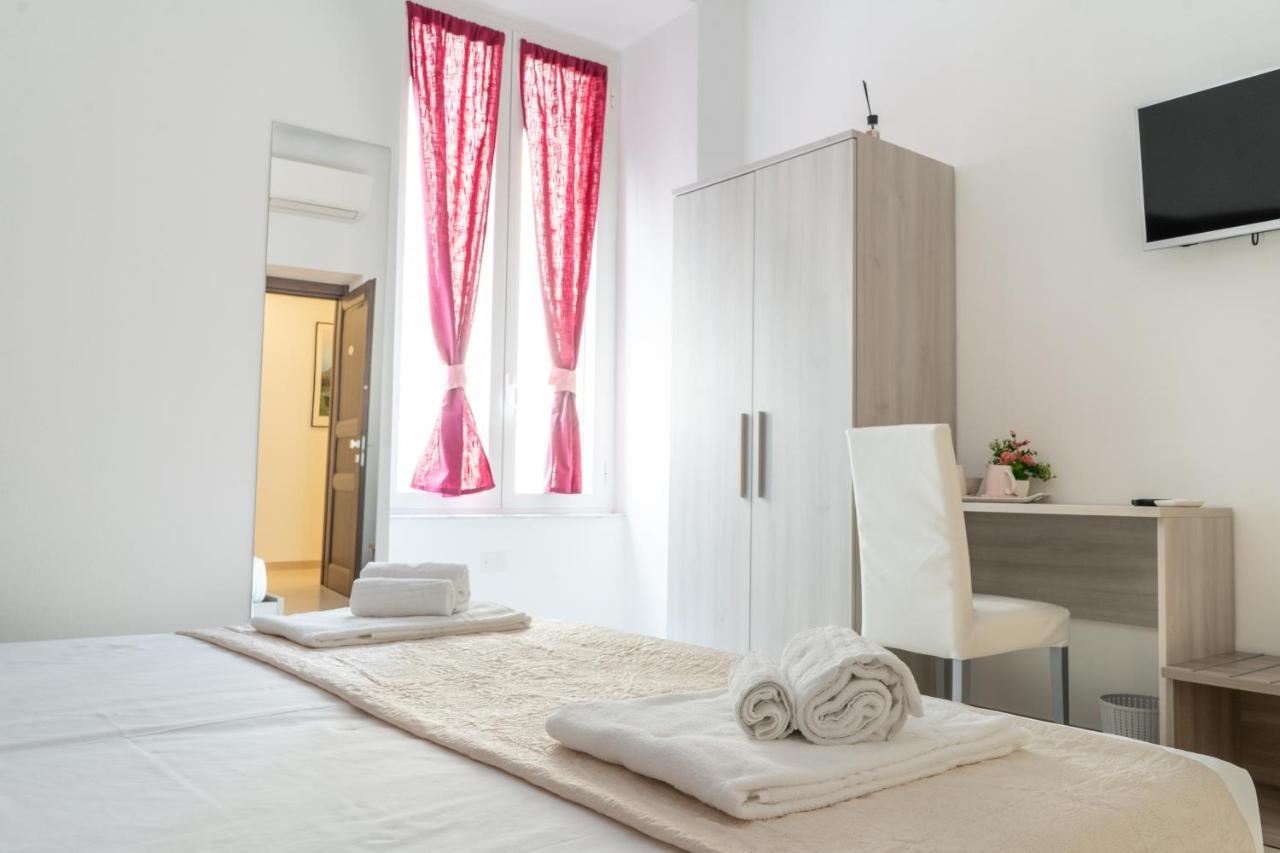 Le Stanze Dei Poeti E Del Vino Hotel ลาสเปเซีย ภายนอก รูปภาพ